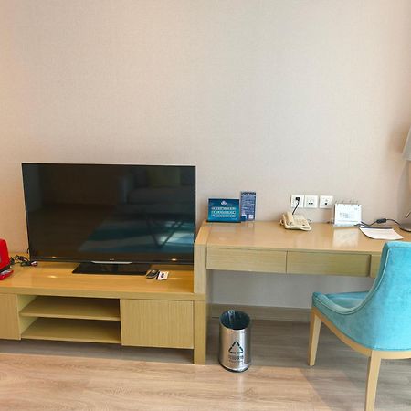 Holiday Inn Express Beijing Yizhuang By Ihg - Taxi 1 Hour To International Airport And 800 Meters To The Nearby Subway Екстер'єр фото